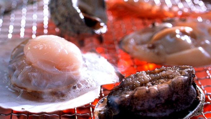 ◆【料理】≪海の幸炭火焼懐石≫活きたままの海の幸をパチパチ・ジュ〜っと炭火焼で